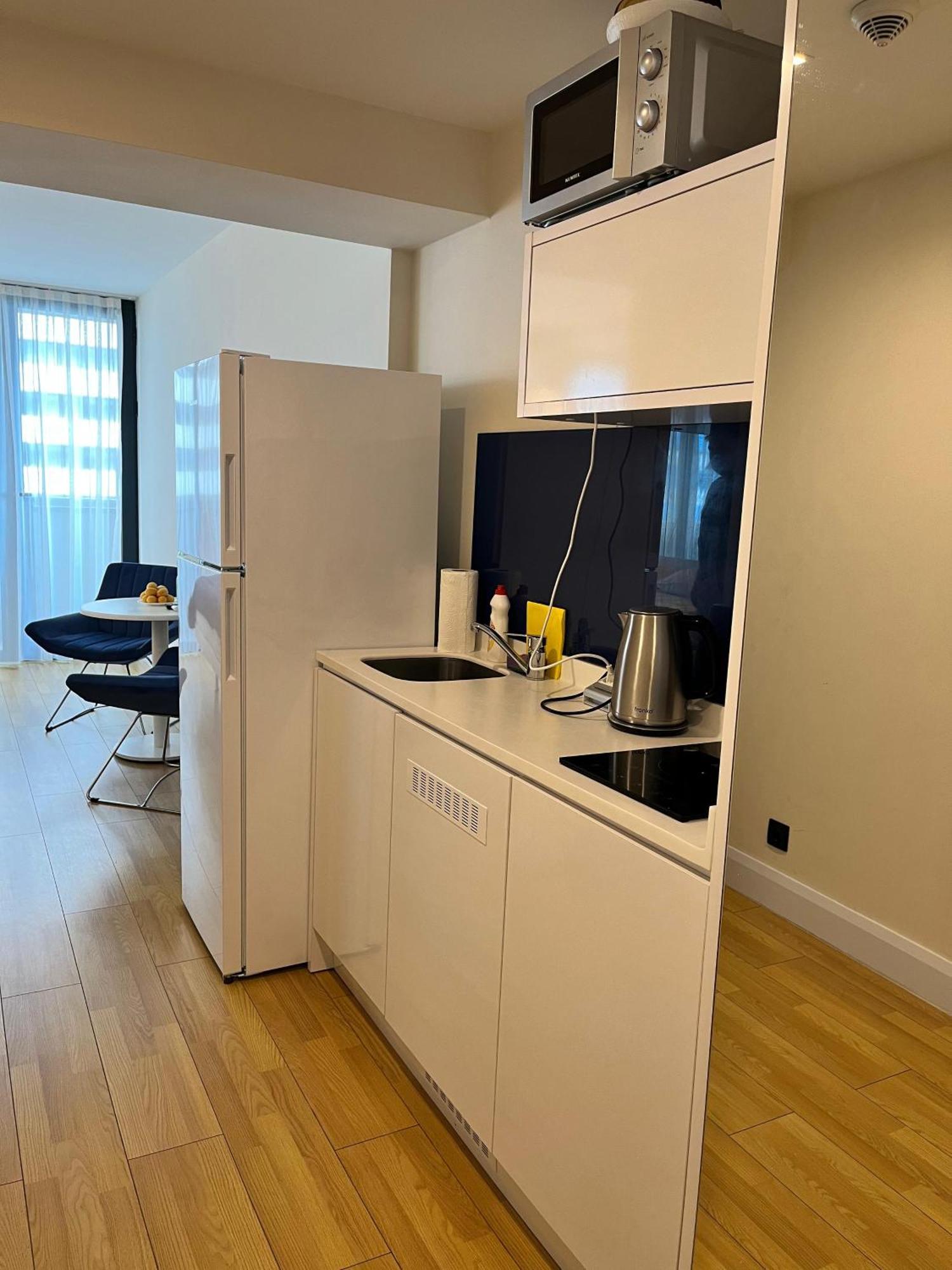 Black Sea Coast Apartment Батуми Экстерьер фото